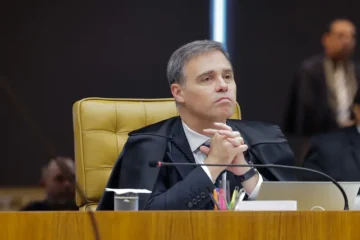 André Mendonça resiste em enviar caso Master para a 1ª Instância